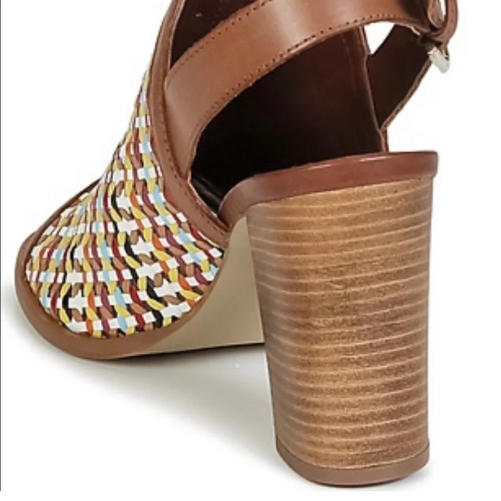 NWT HOUSE OF HARLOW 1960 Teagan Slingback Leather Sandals, Chunky Heels